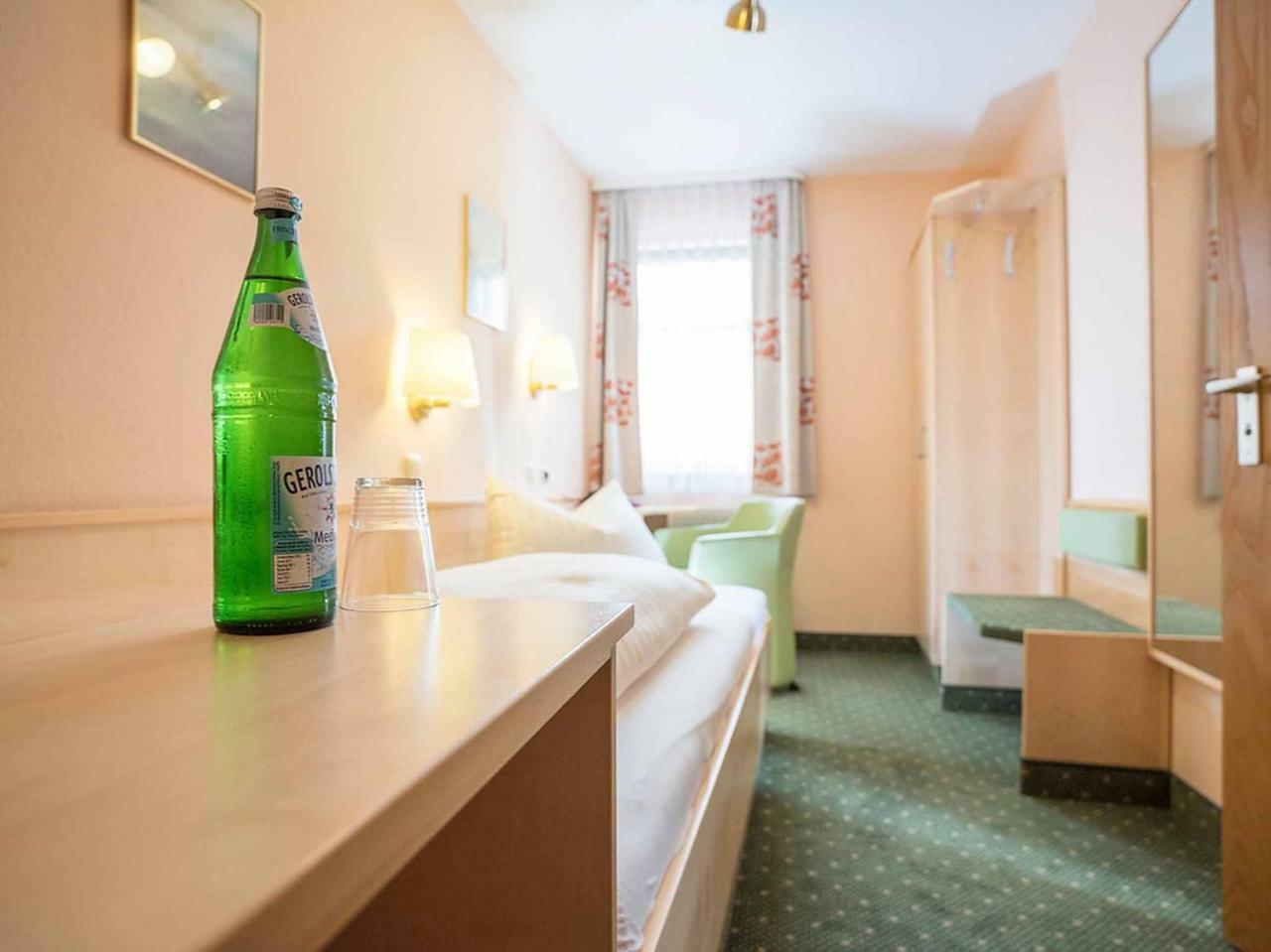 Gaestehaus Moenchshof Sommerhausen Buitenkant foto